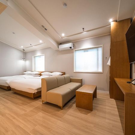 Mono Hotel Suwon Exteriér fotografie