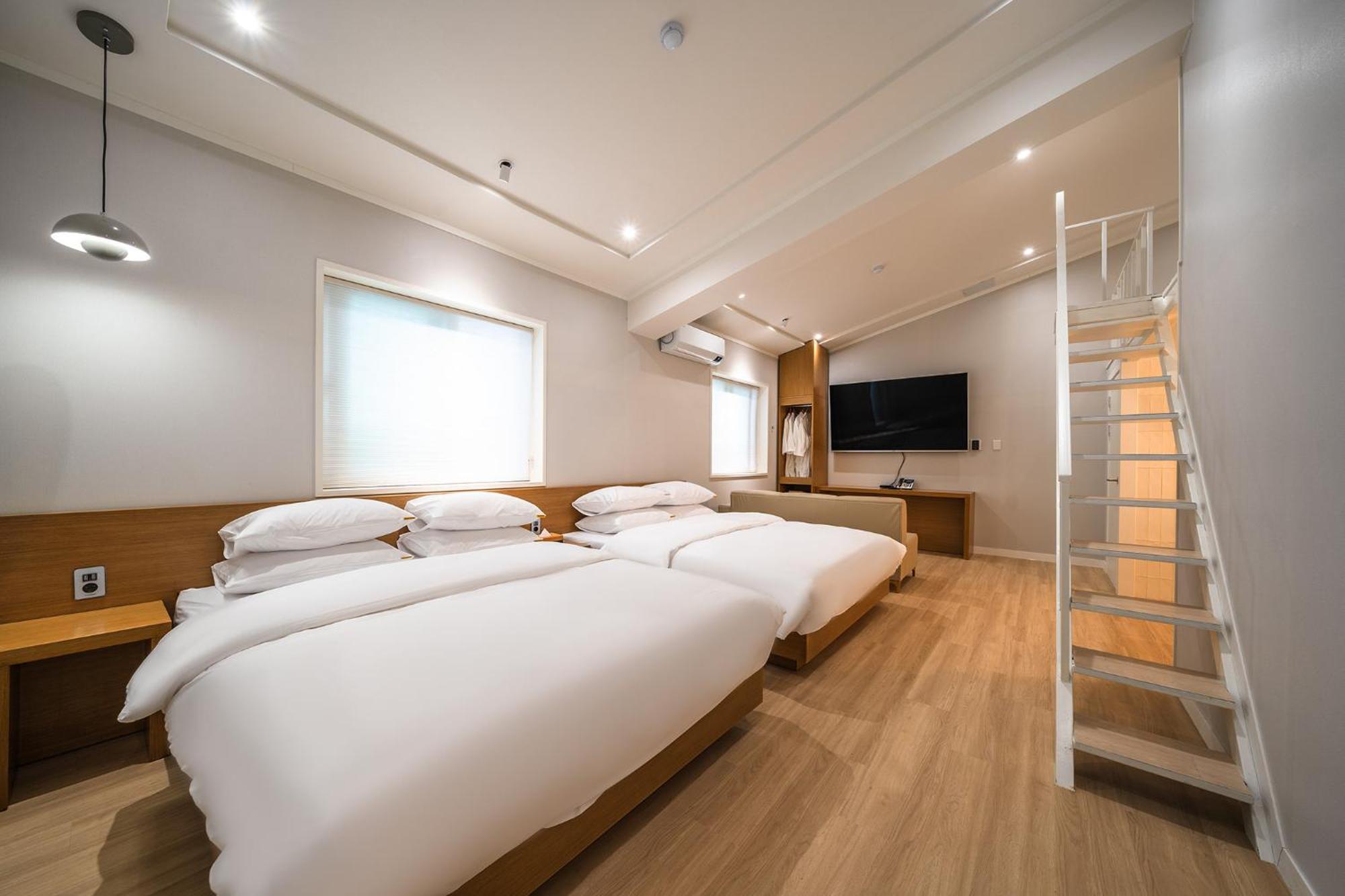 Mono Hotel Suwon Exteriér fotografie